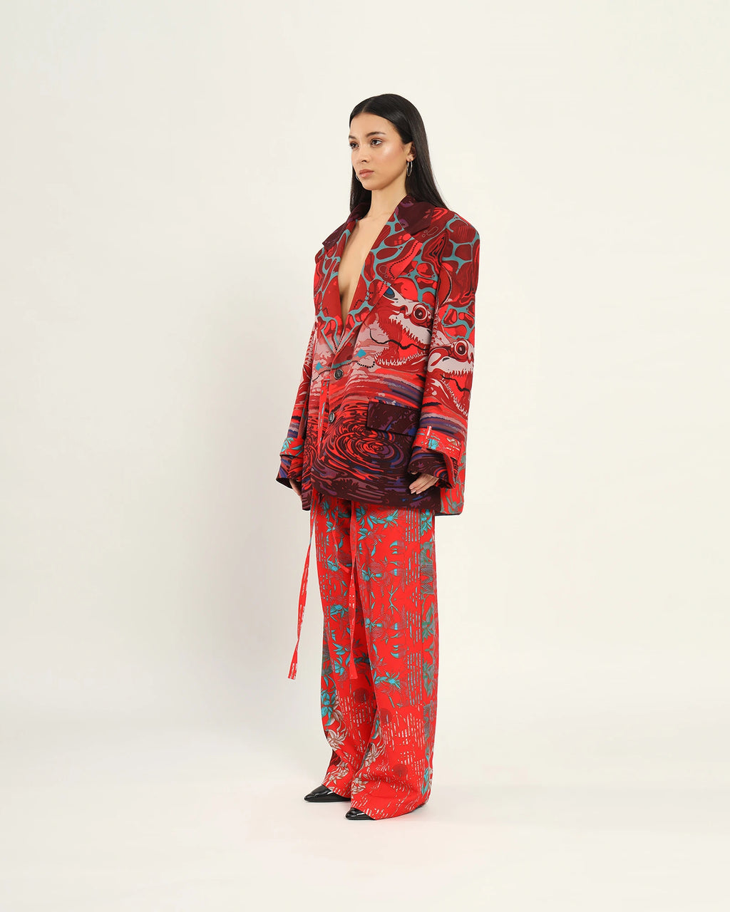 Bloody Whirlpool Blazer Set