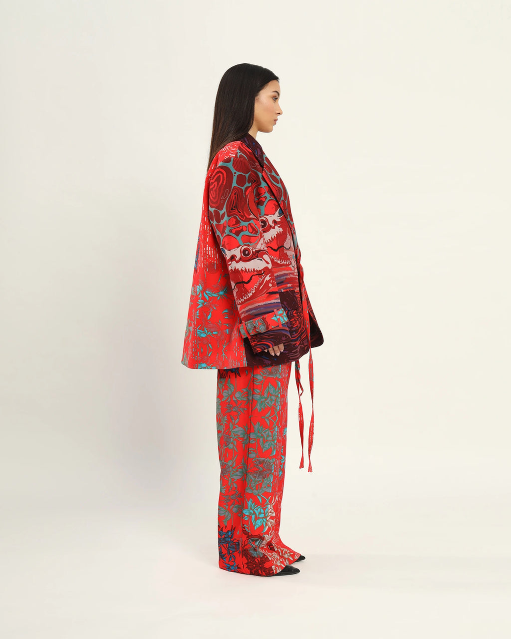 Bloody Whirlpool Blazer Set
